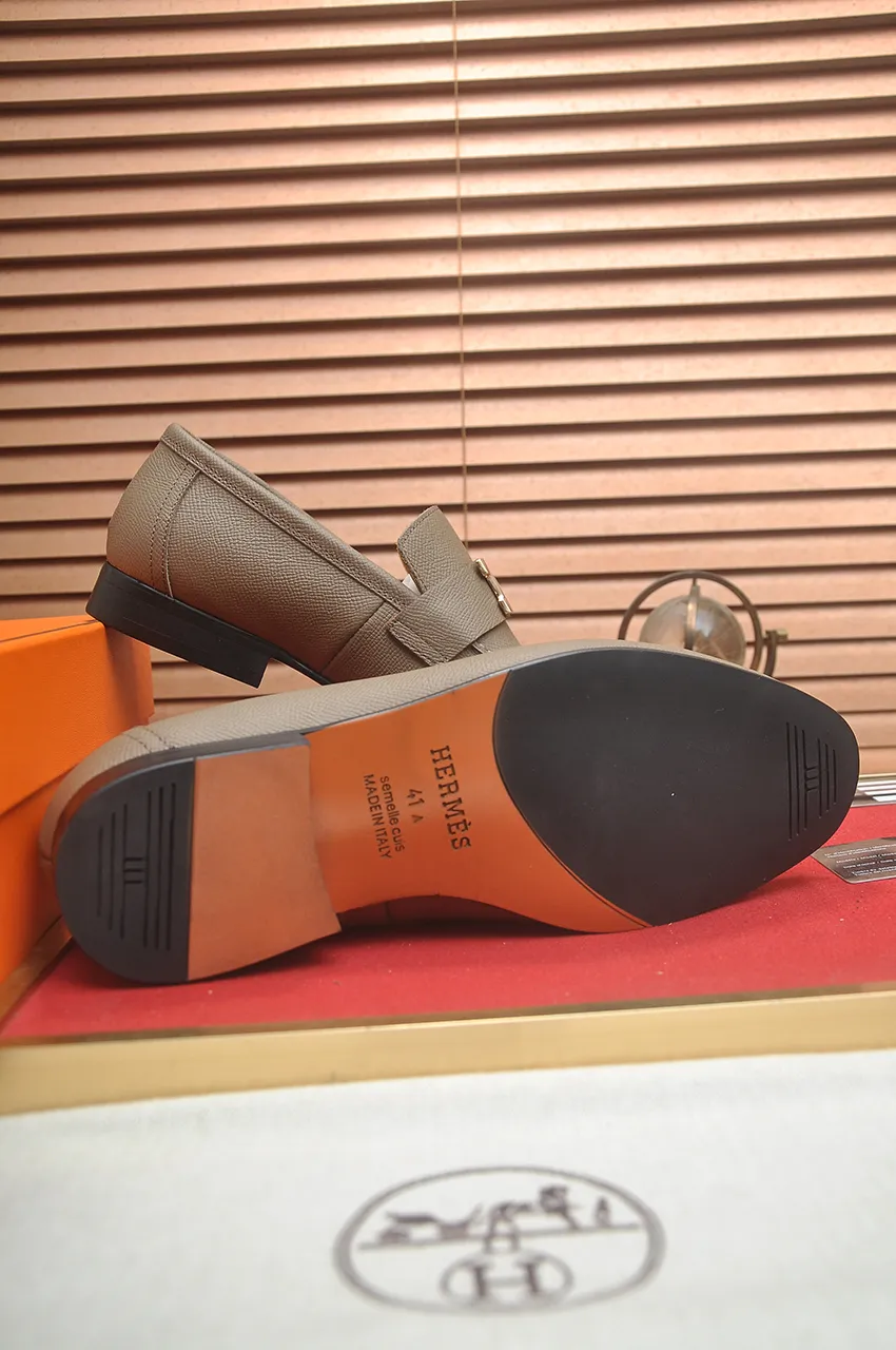 Men's shoes💰540💶[HERMES] (cowhide lining)🍀Italian top luxury🍀He does not pursue novel styles and gorgeous colors, but attracts the favor of successful men with his flawless, elegant and classic style. Formal leather shoes This very comfortable, simple and stable style allows you to easily match any style! The pattern is absolutely 1:1 refined from the original case, and we strive for excellence in materials, imported cowhide + cowhide lining💪💪💪extraordinary texture👍! .Code number: 39-45 (45 customized)